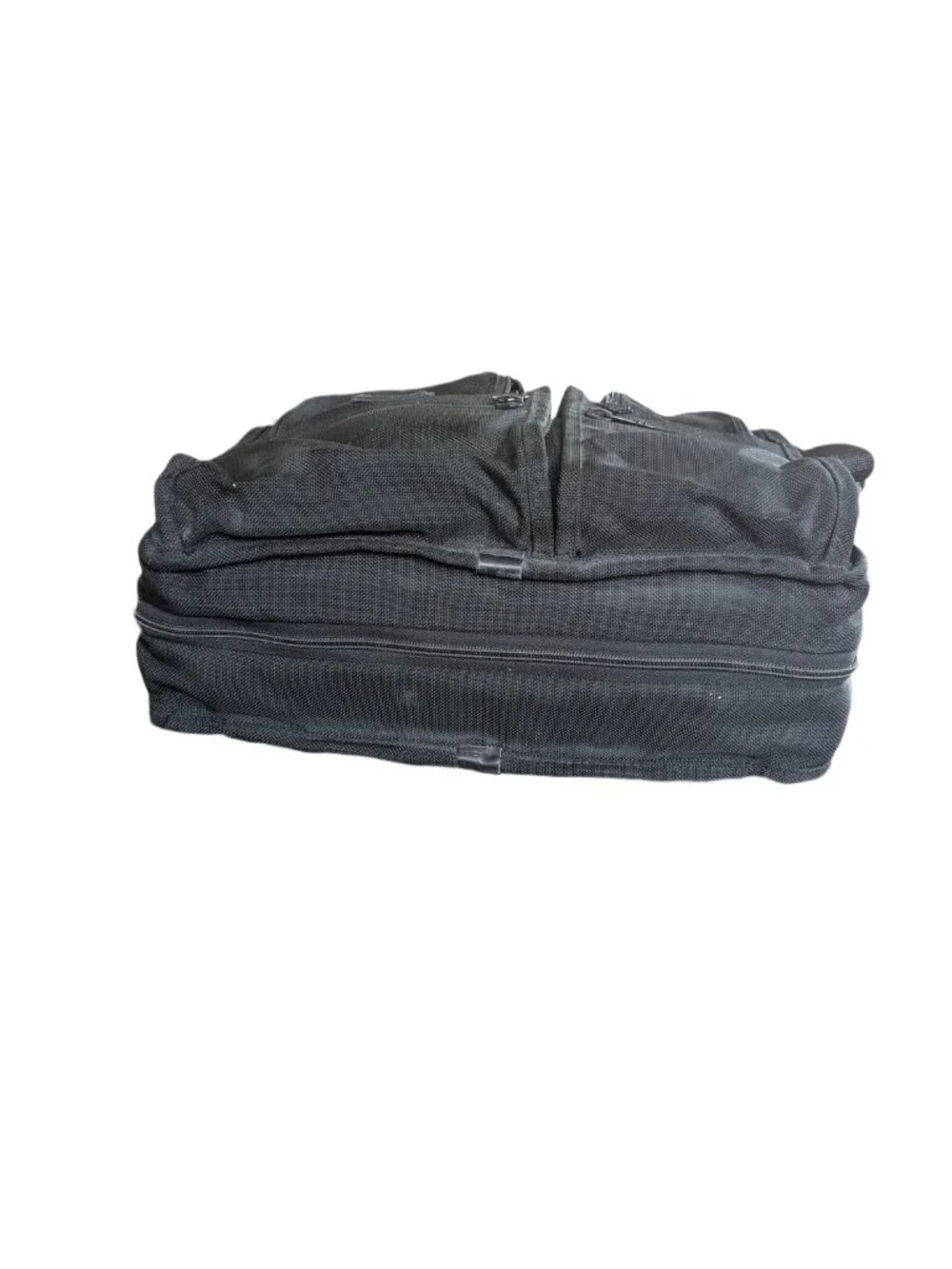 Tumi expandable computer