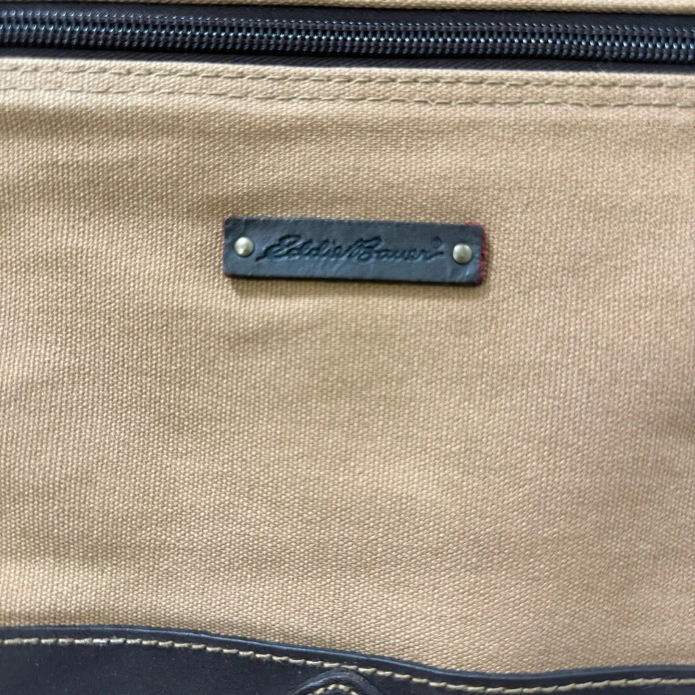 Eddie Bauer “similar carhartt
