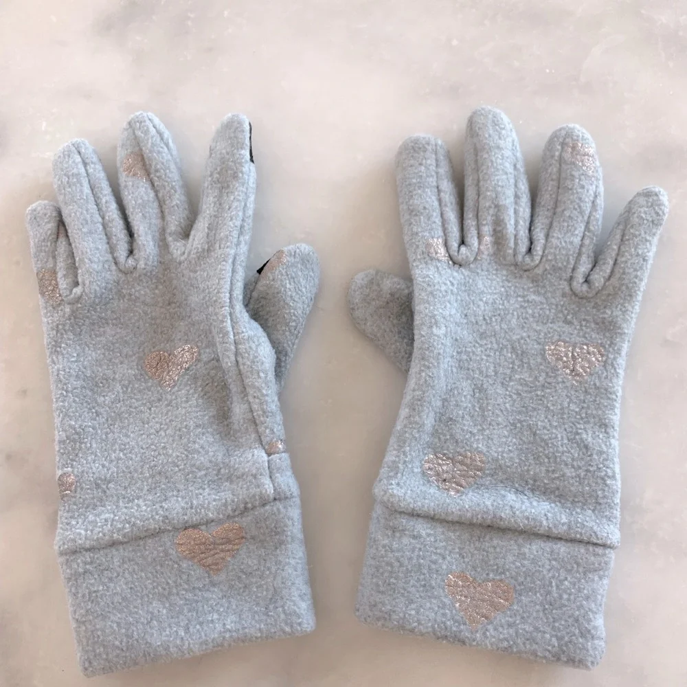 GAP wear gray