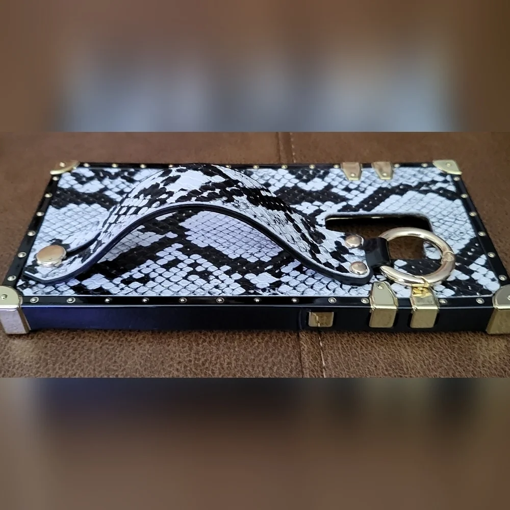 N/A s9+ snakeskin