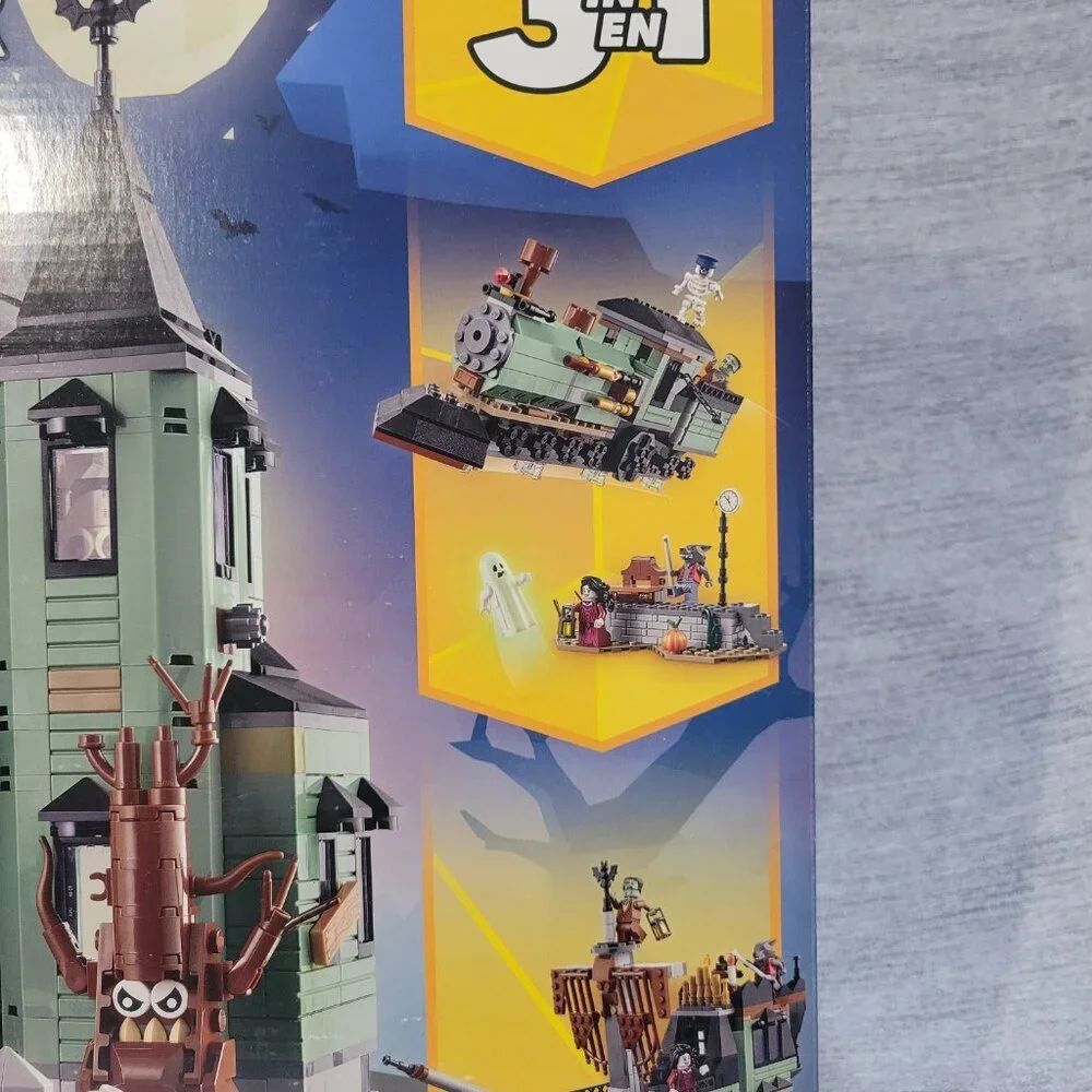 Lego play out