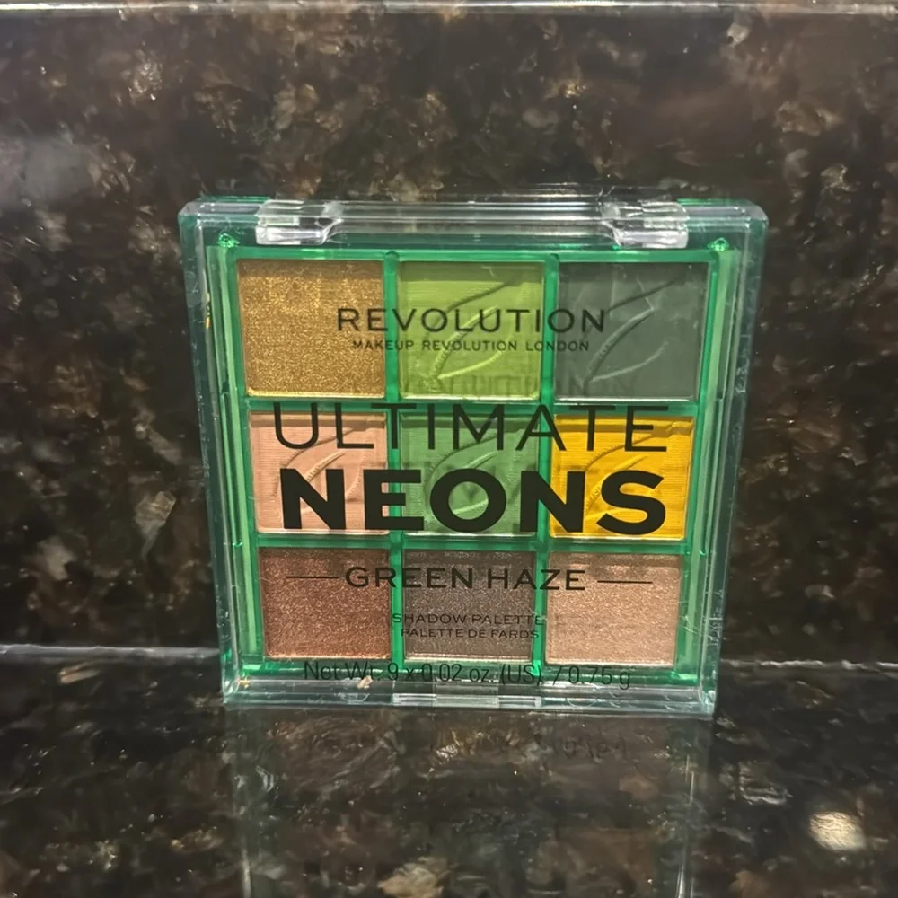 Makeup Revolution new manufacturers