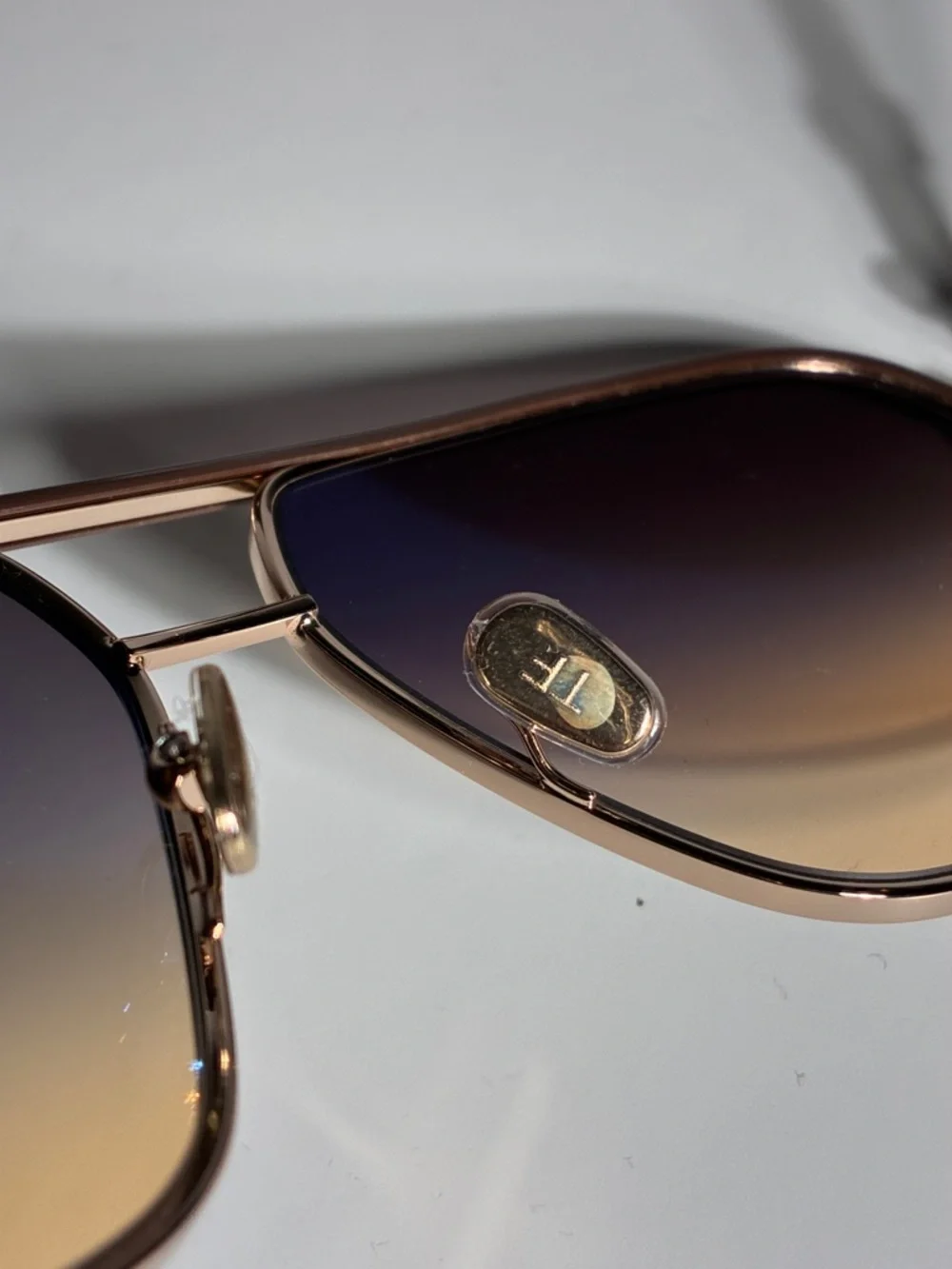 Tom Ford 100% uv