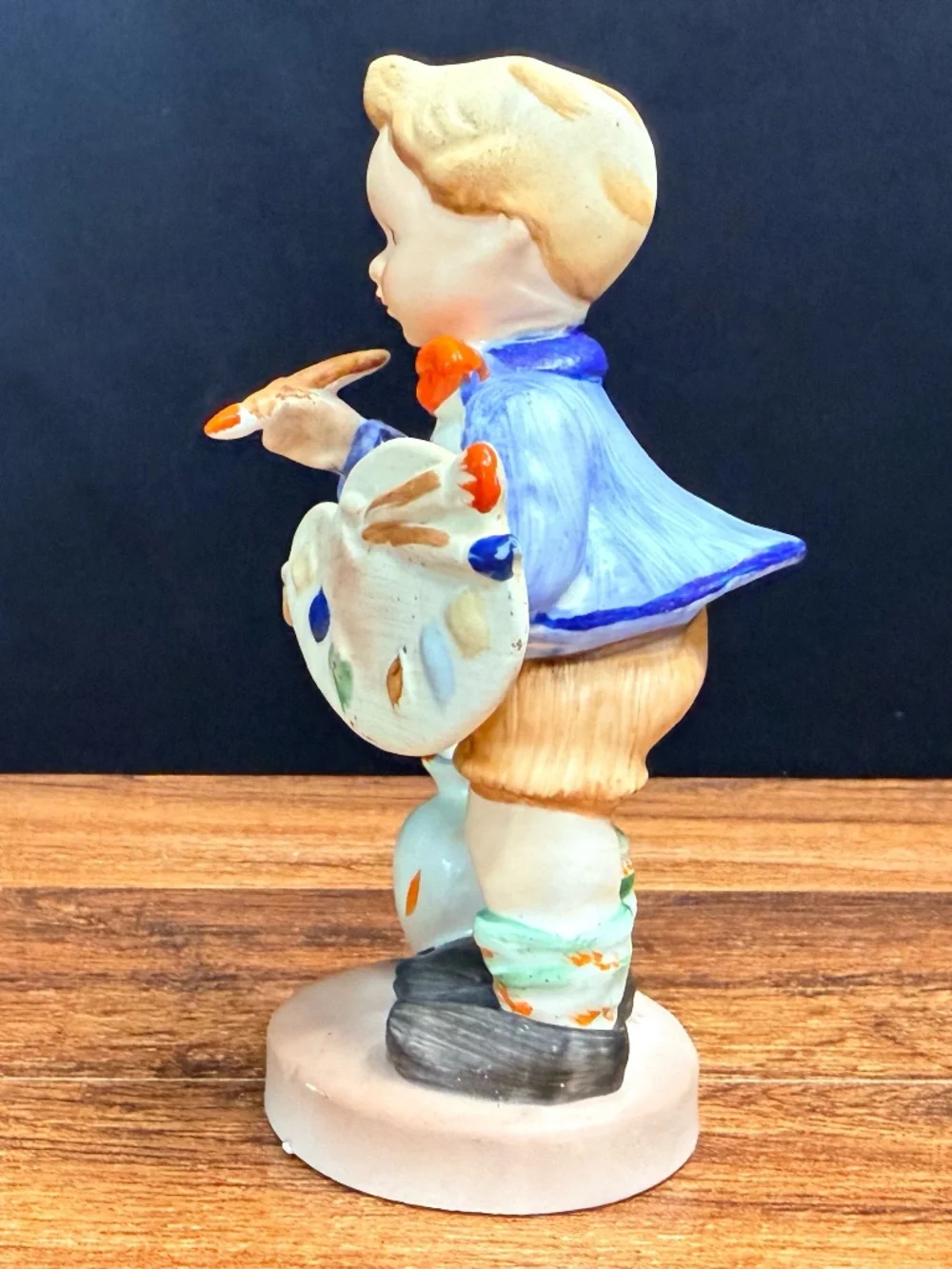 SONSCO Artist Boy Painting Figurine