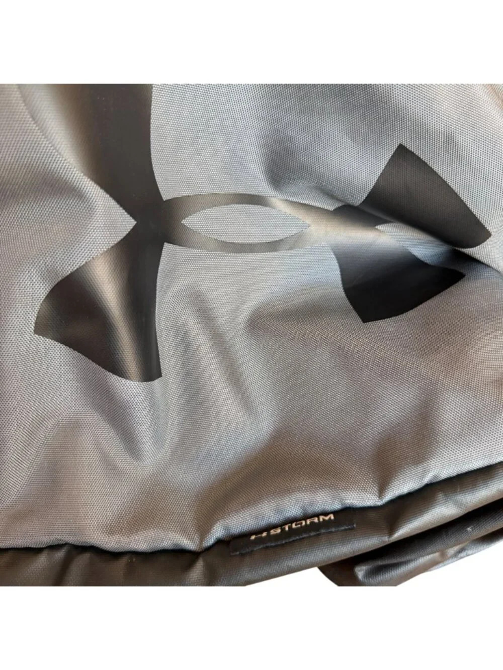 Under Armour light wear