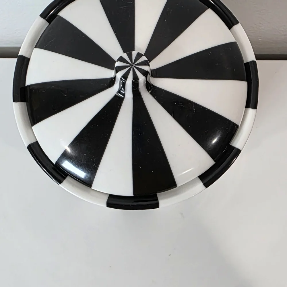 Jonathan Adler used jar