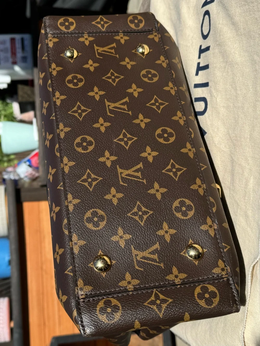 Louis Vuitton ouis vuitton 