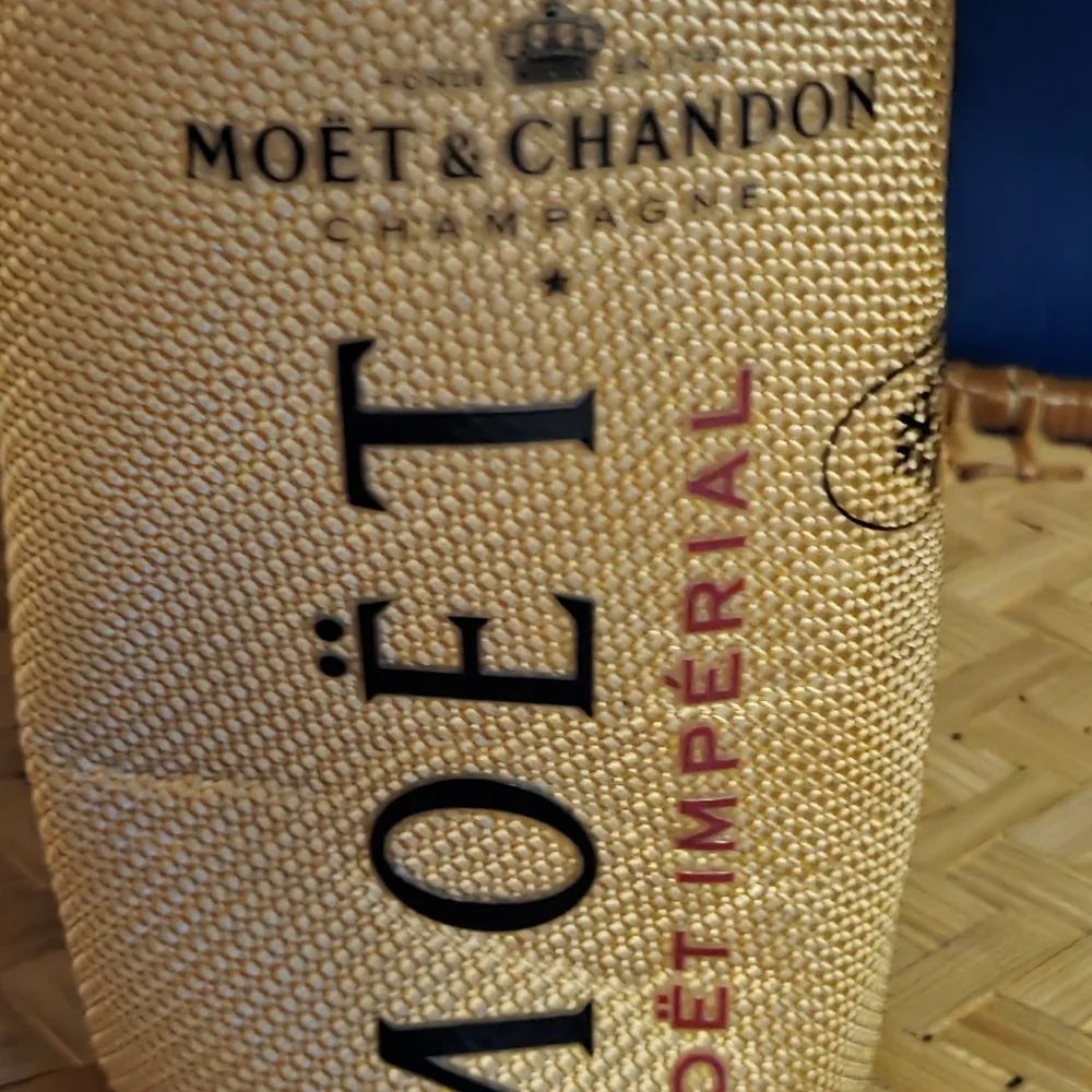 moet keep your
