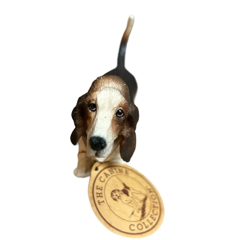 The Canine Collection Basset Hound Dog NEW