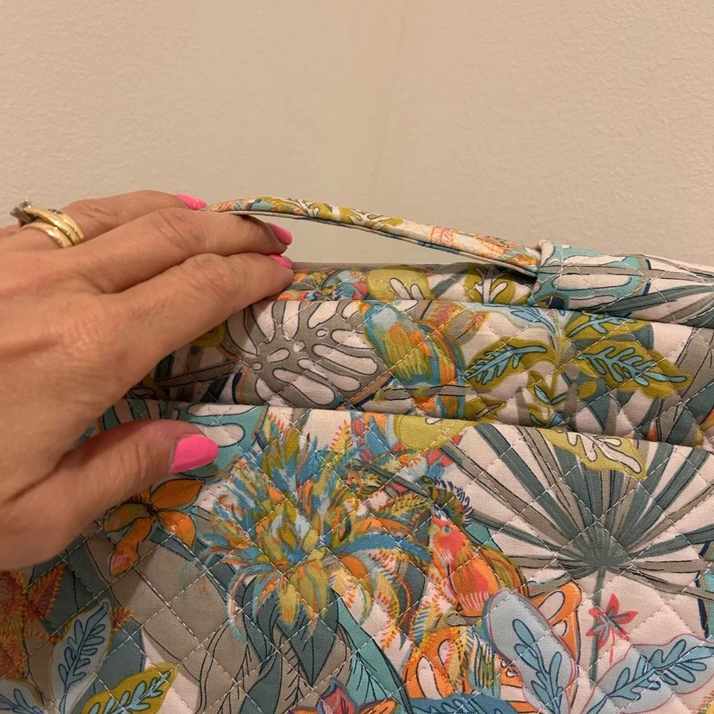 Vera Bradley retired vera