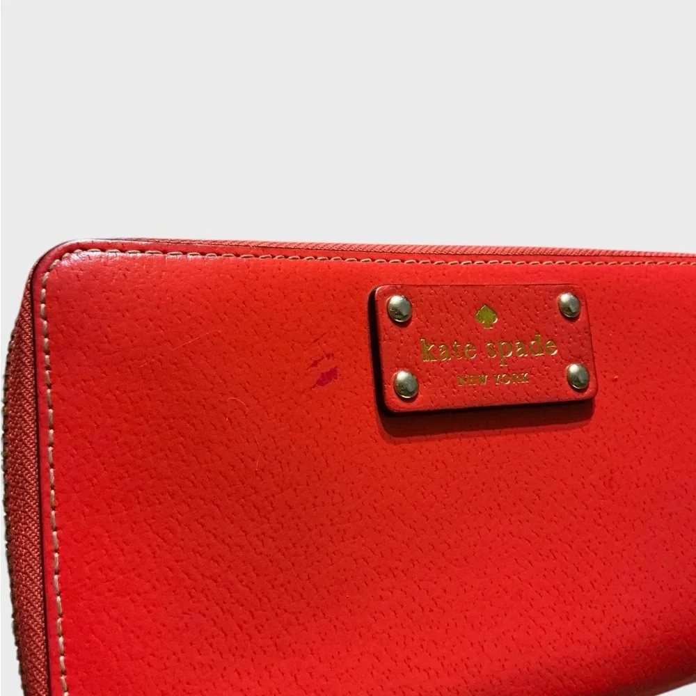 kate spade free around