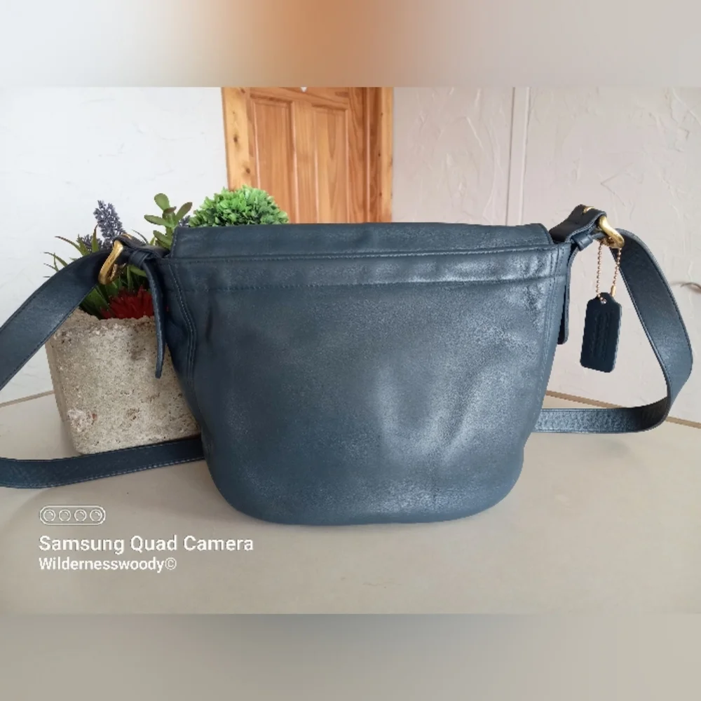 Coach Carlton #4132, Coach Classics Collection, Ocean Blue