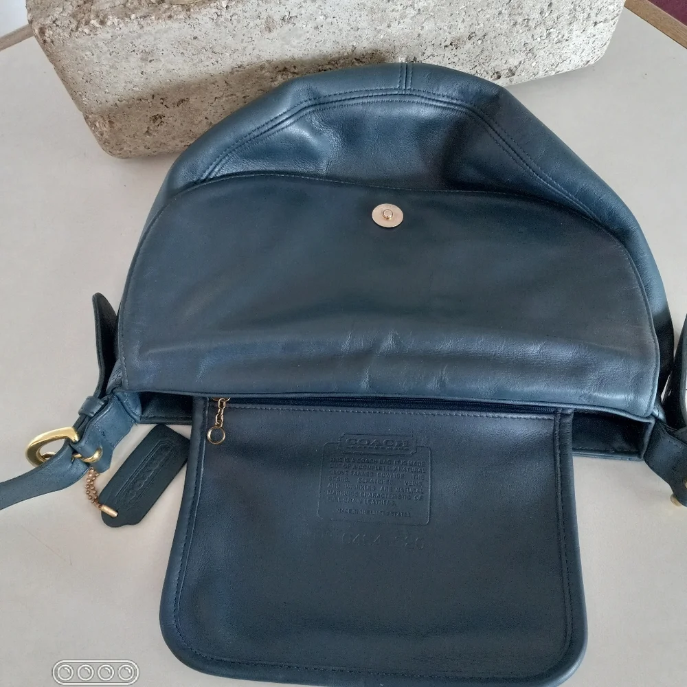 Coach Carlton #4132, Coach Classics Collection, Ocean Blue