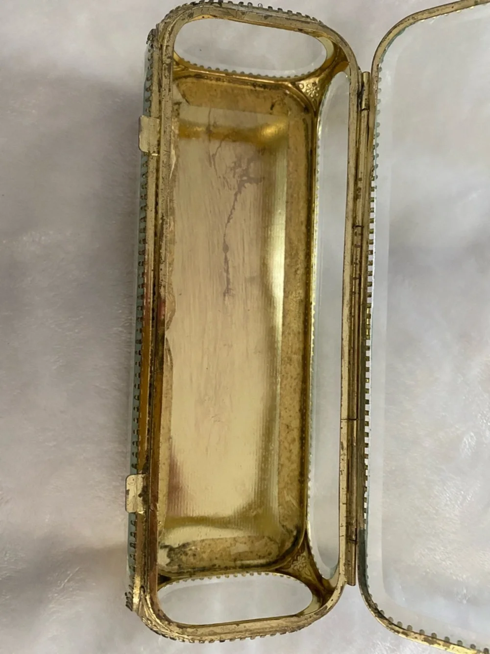 Grace elegant gold