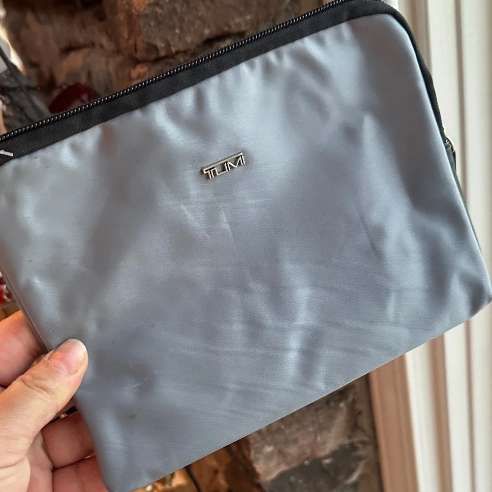 Tumi compact toiletry