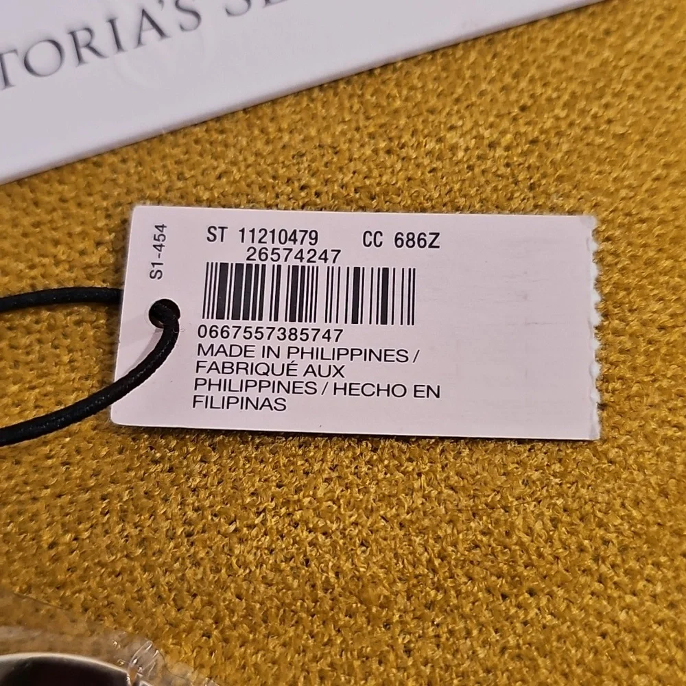 Victorias Secret elegant burgundy