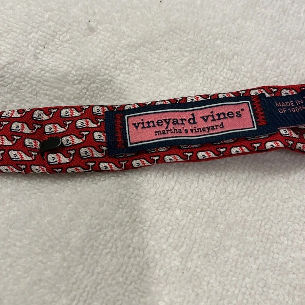 Vineyard Vines reposhing this
