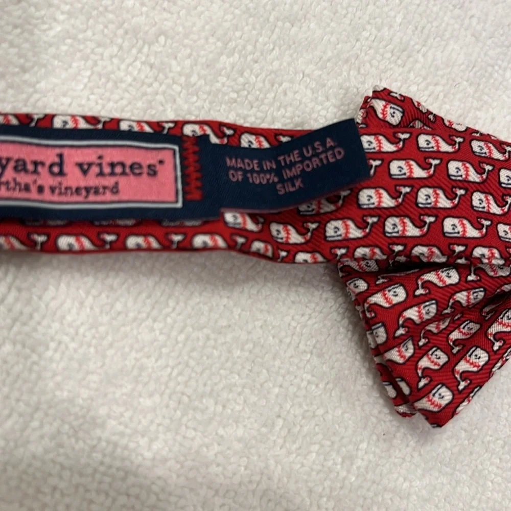 Vineyard Vines reposhing this