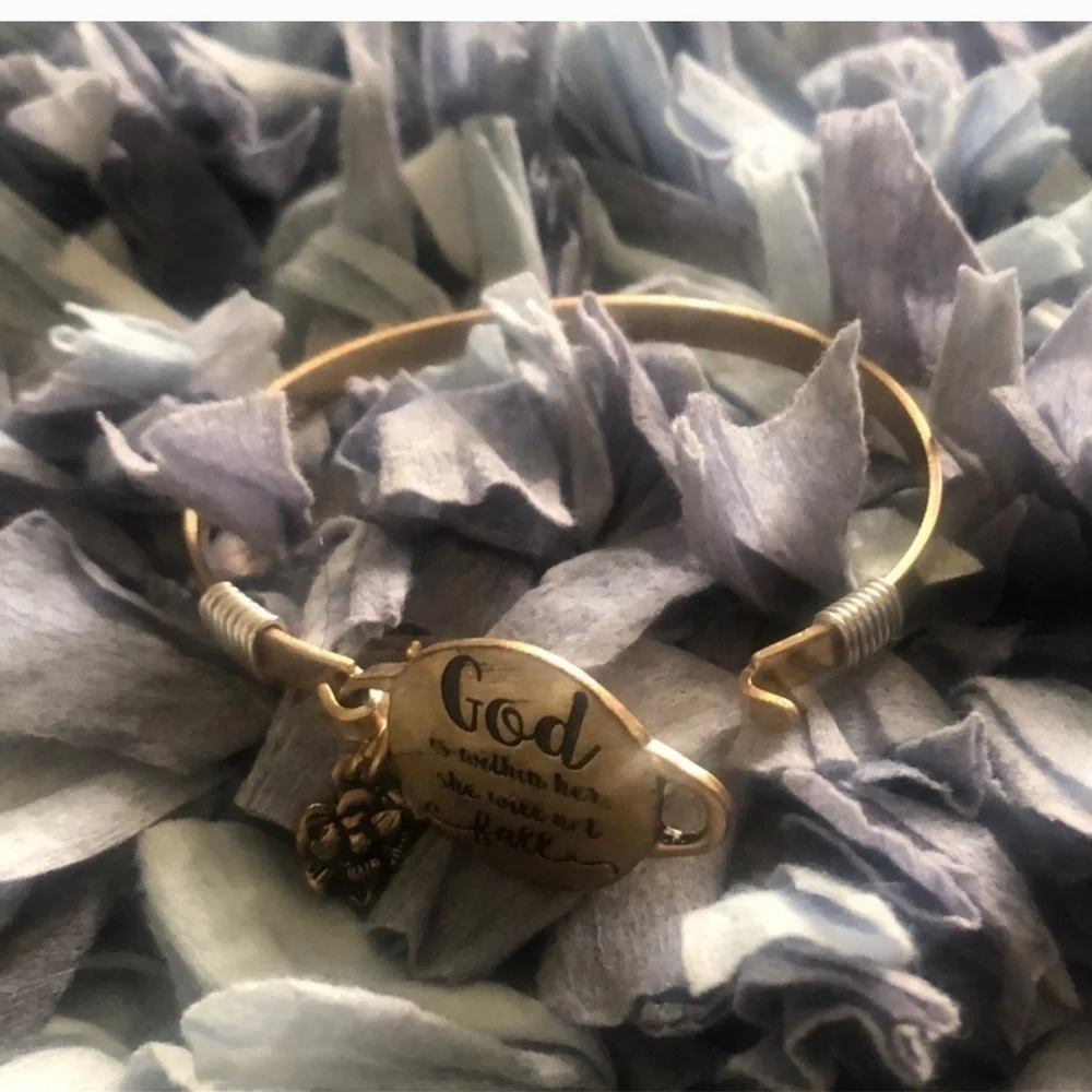 N/A gold tone