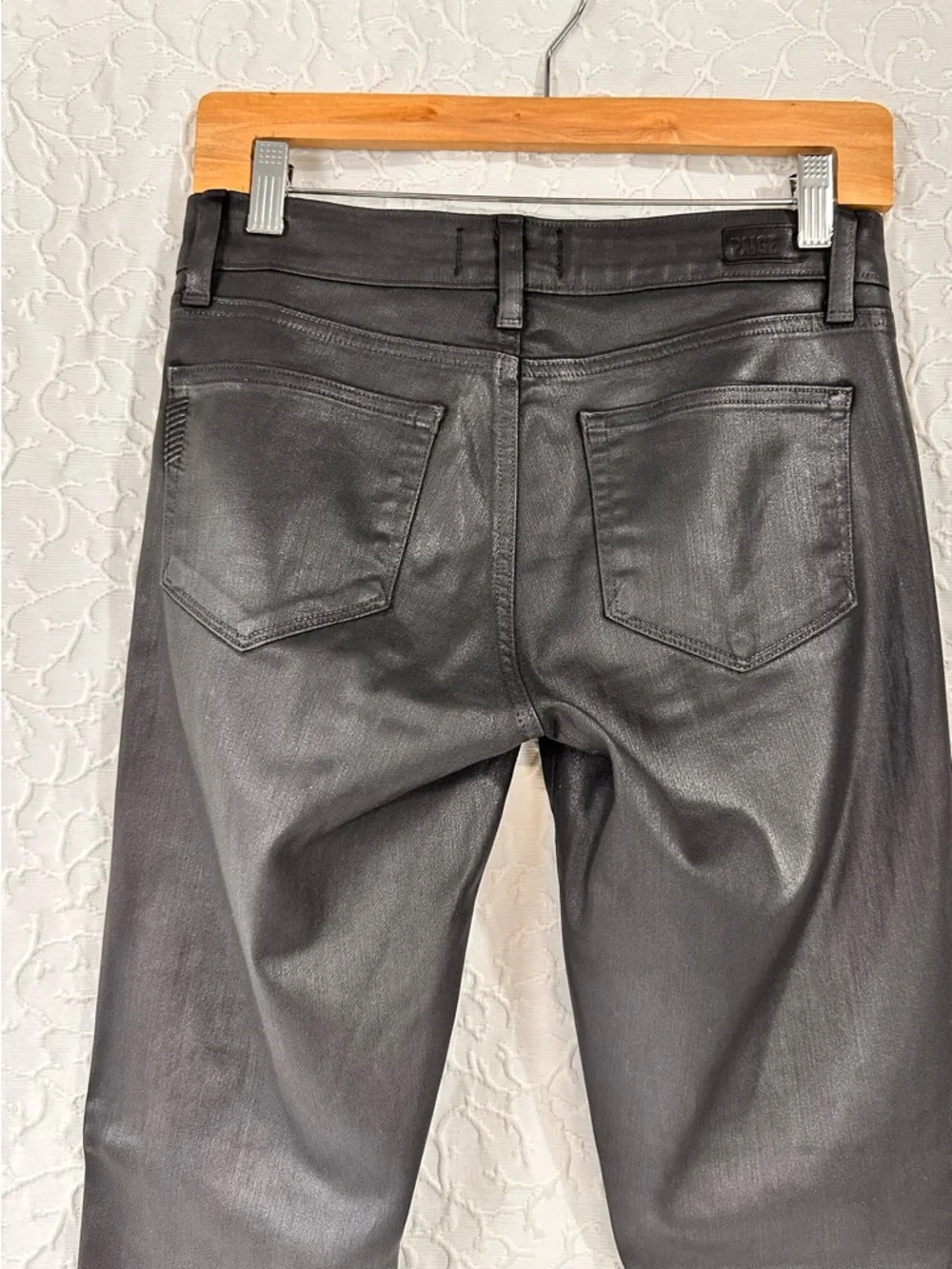 PAIGE peg size jeans