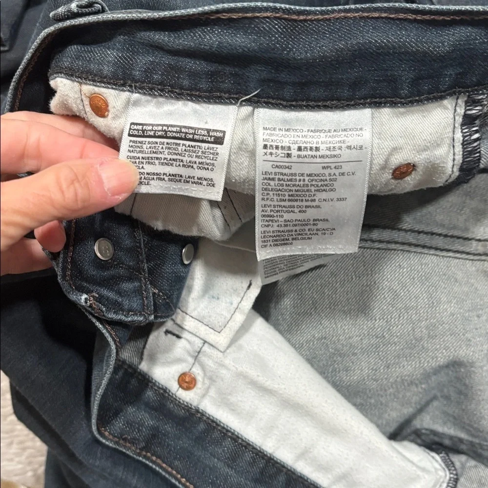 Levis mid rise