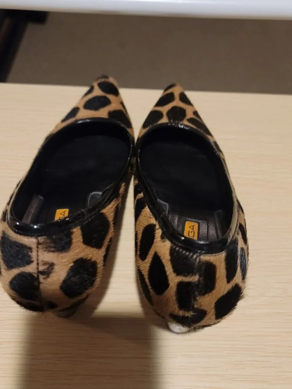 Via Spiga Leopard Print Calf Hair Pointed Toe Pumps - Made in Italy - Size 7