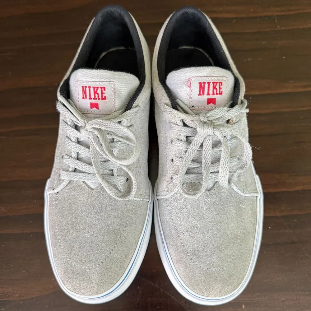 Nike satire armory
