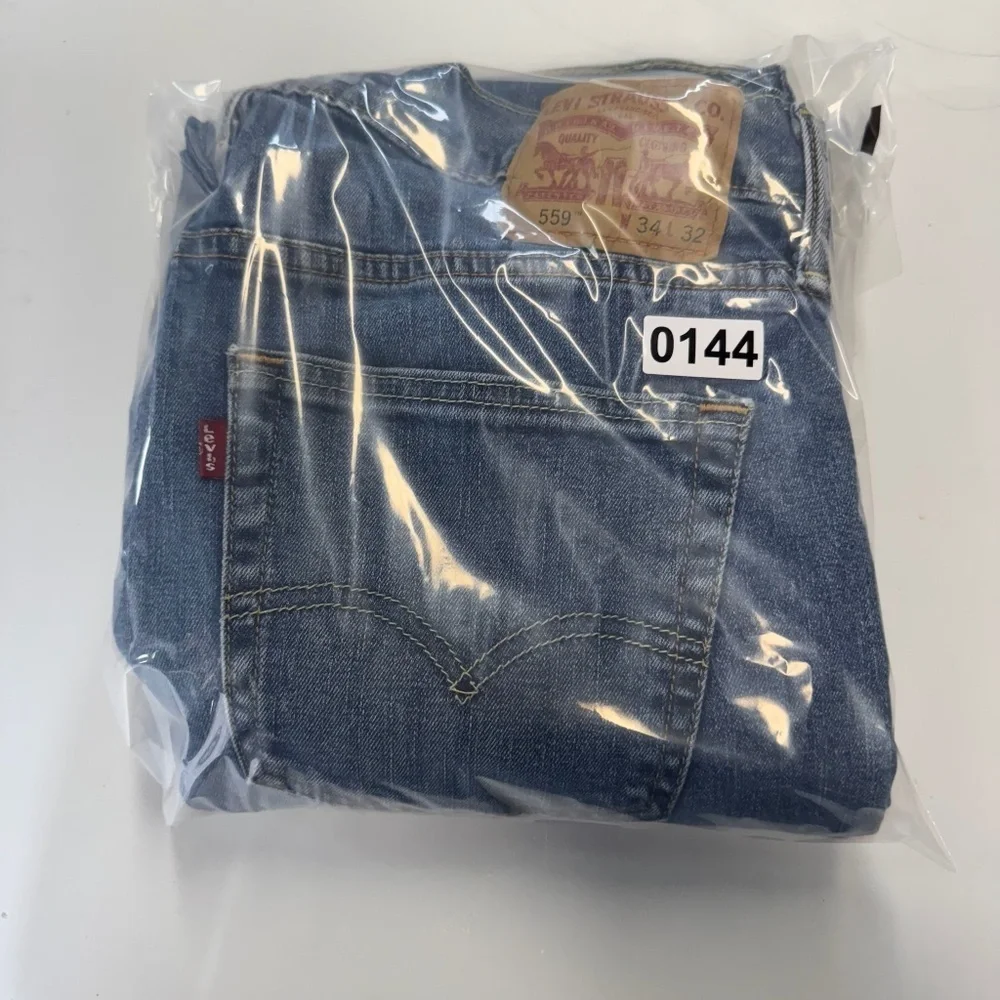 Levis style tags