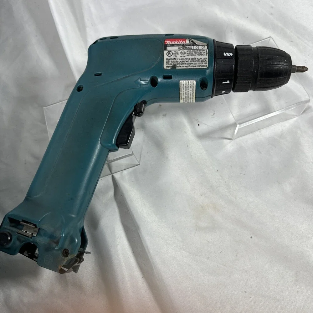 Makita Drill Set Light, Battery Charger Works/ Needs New Battery Drill Is Slow