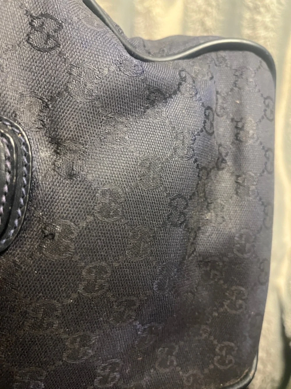 Gucci black gg