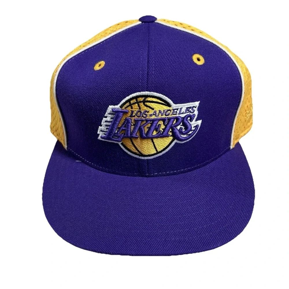 Vintage Reebok Lakers Hat Fitted 7 1/4 NBA Basketall Y2k Hardwood Classics