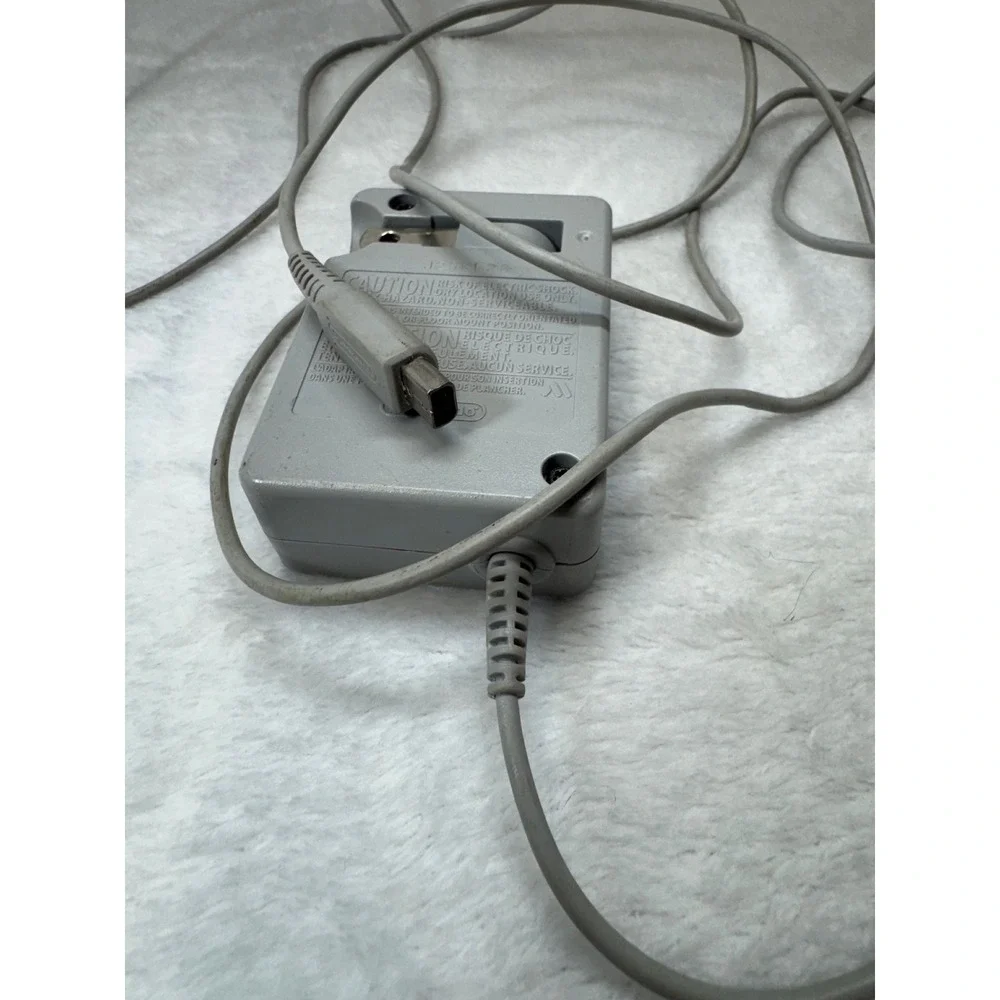 Official Nintendo Game Boy Advance SP DSi AC Adapter Power Charger AGS-002