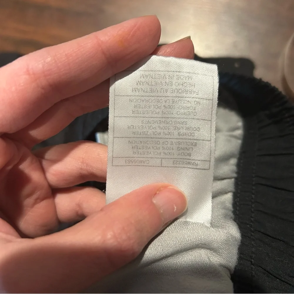 [Nike] Black Athletic Shorts