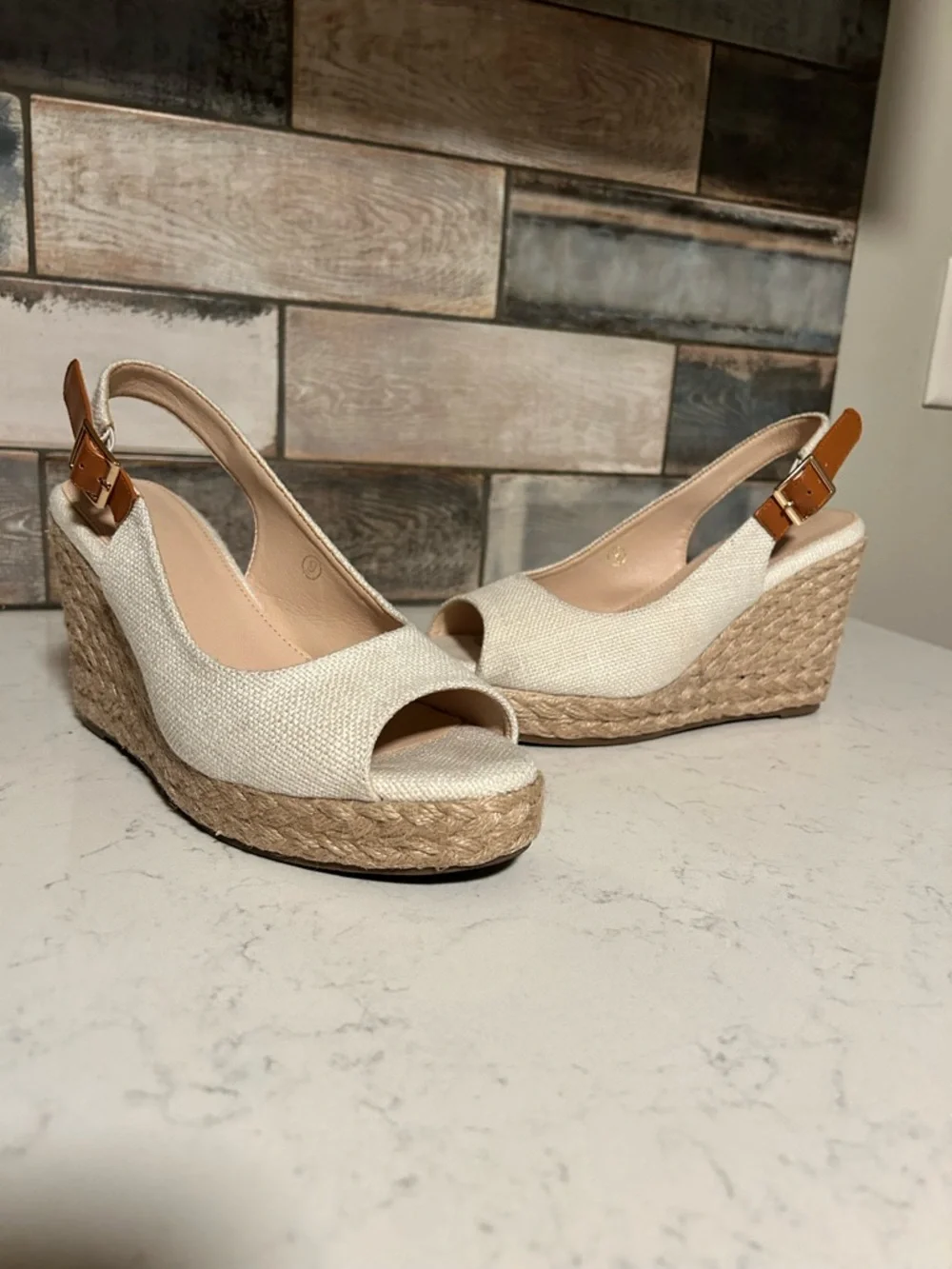 Juliet Holy gently used