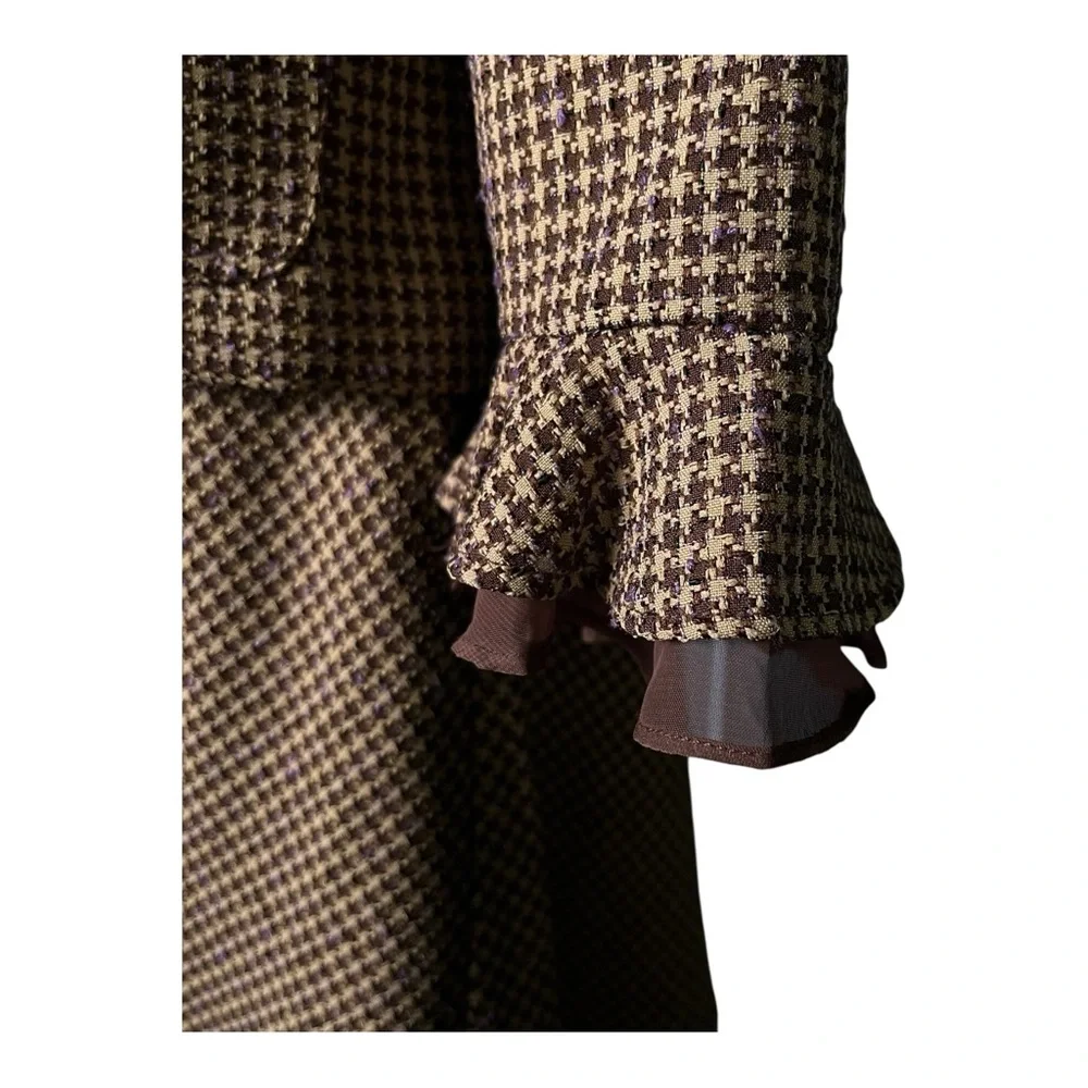 dressbarn vintage woman