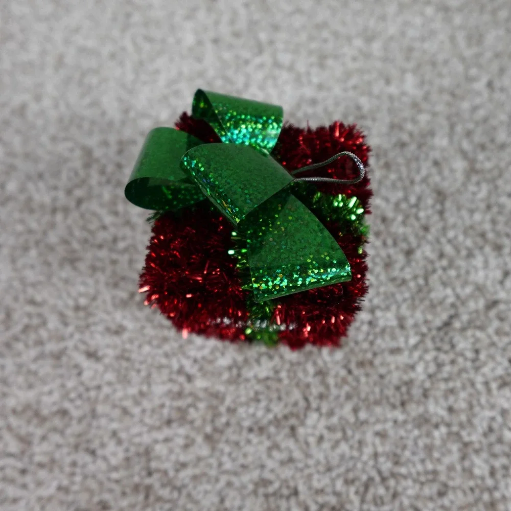 N/A festive red
