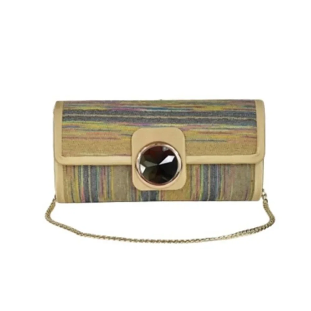 Kiara Purse very elegant