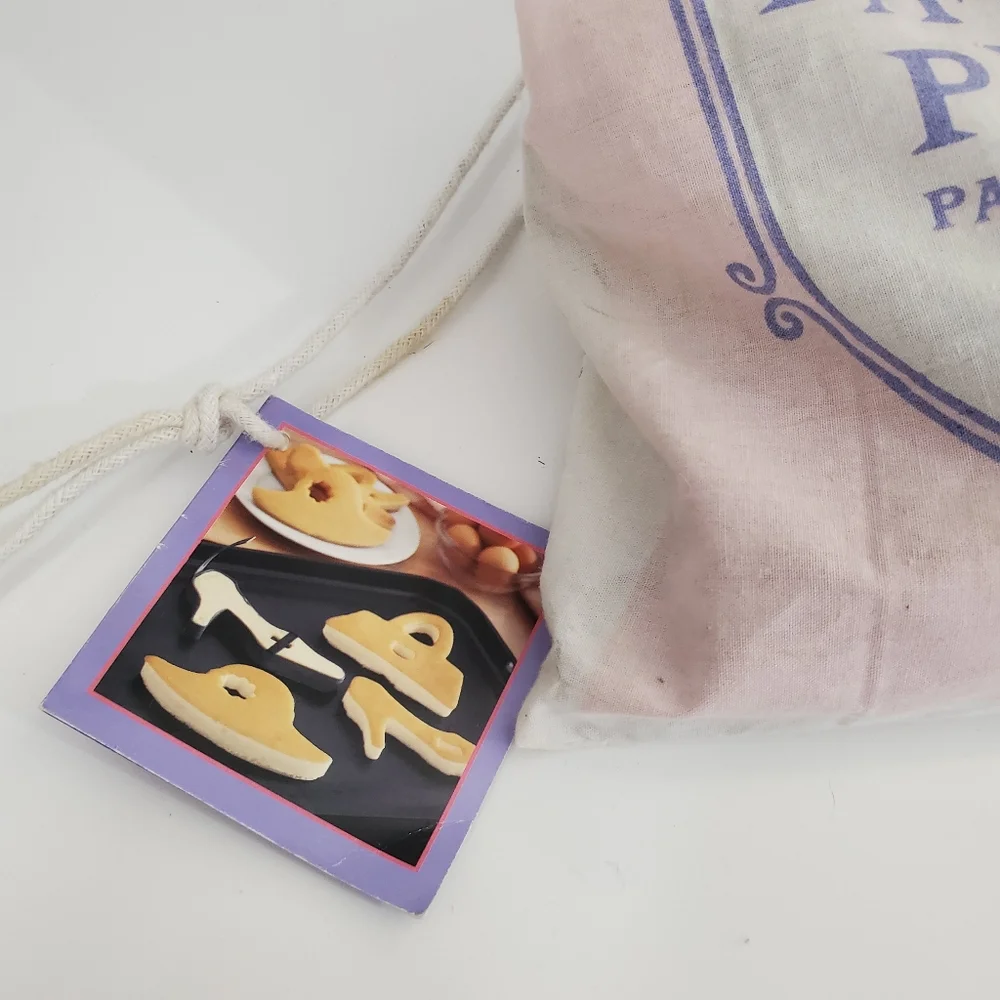 Williams Sonoma Fashion Plate Pancake Mold Set Handbag Shoe Hat Shapes