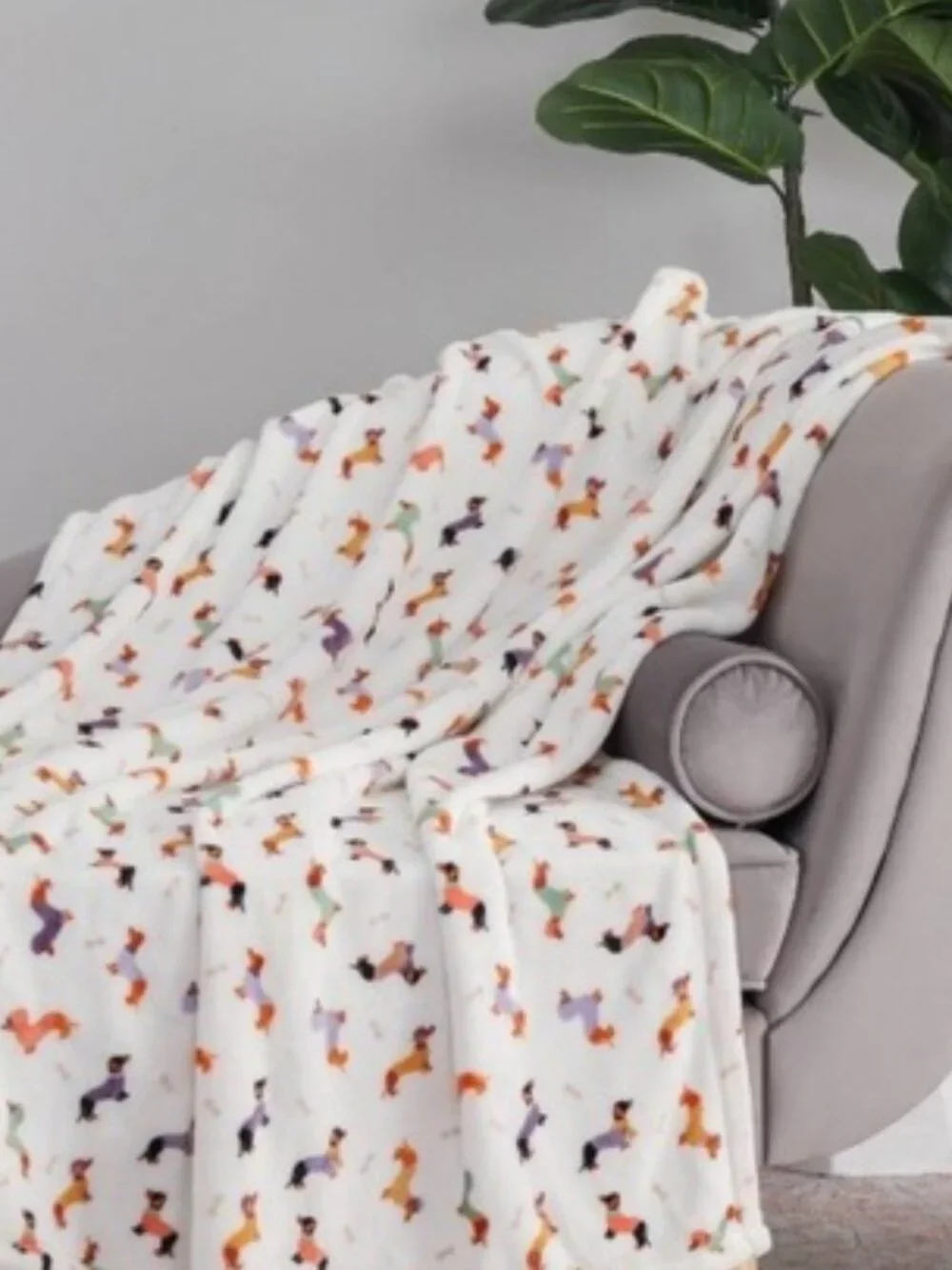 Dachshund Plush Throw Blanket