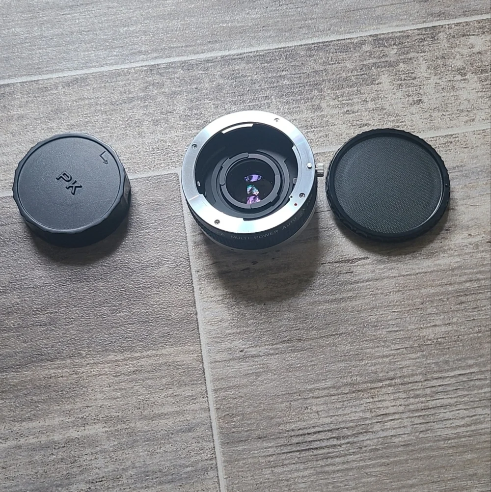 Nikura camera lens