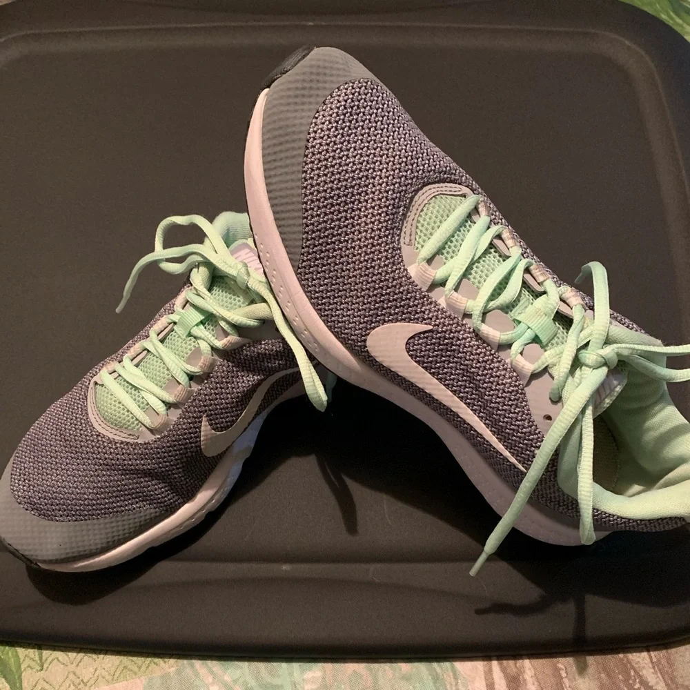 women’s nike
