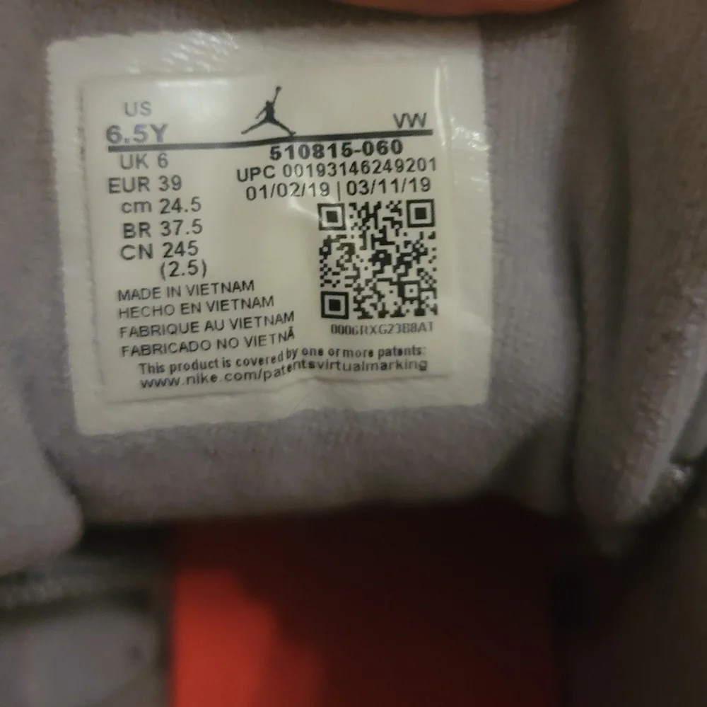 Jordan size youth