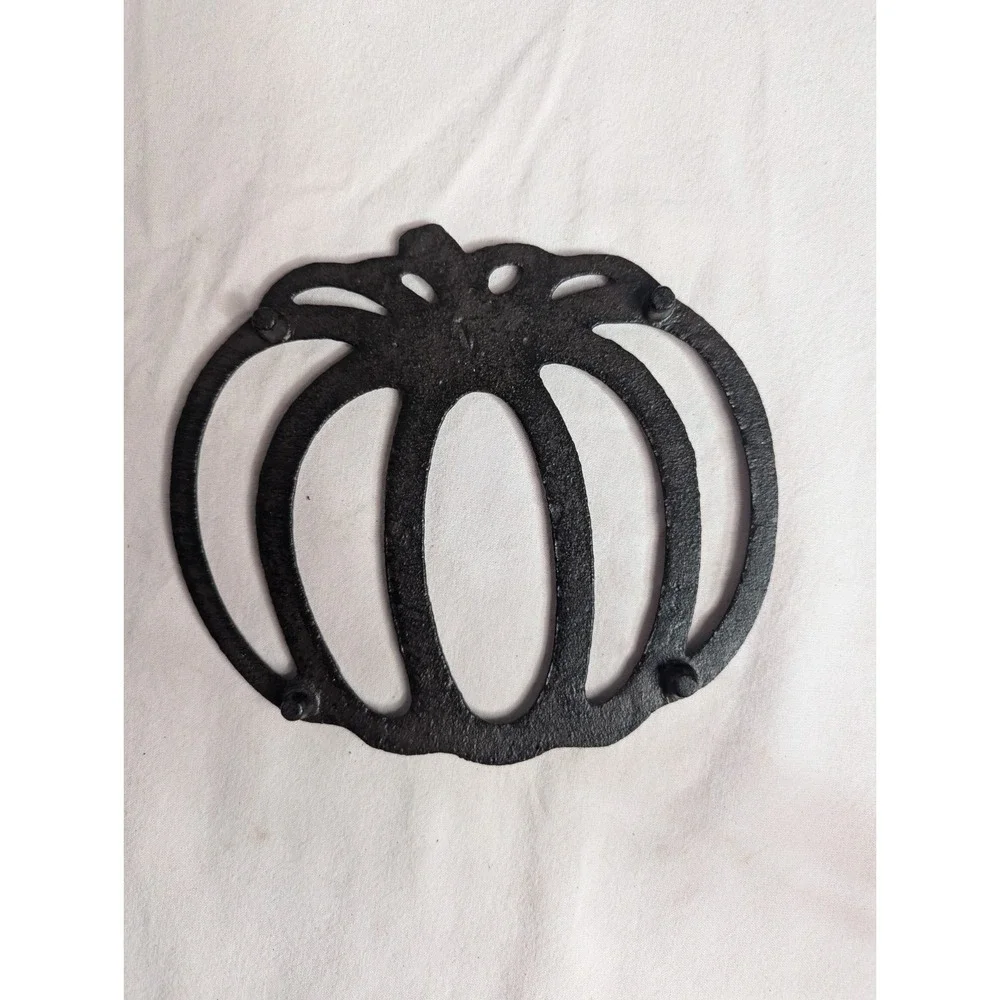 The Unbranded Brand beautiful trivet