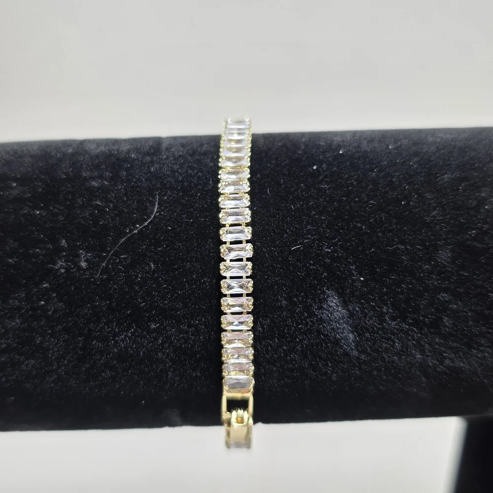 elegant gold