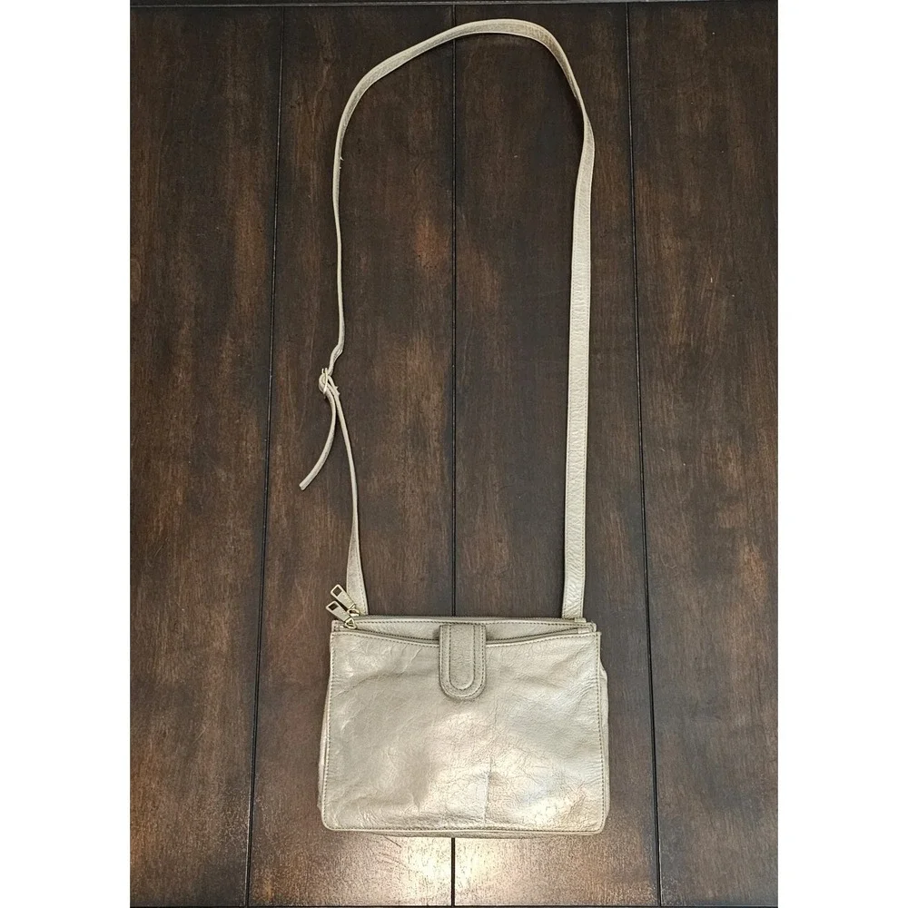 HOBO Goldie Leather Crossbody Bag Metallic Gold Magnetic Closure Adjustable