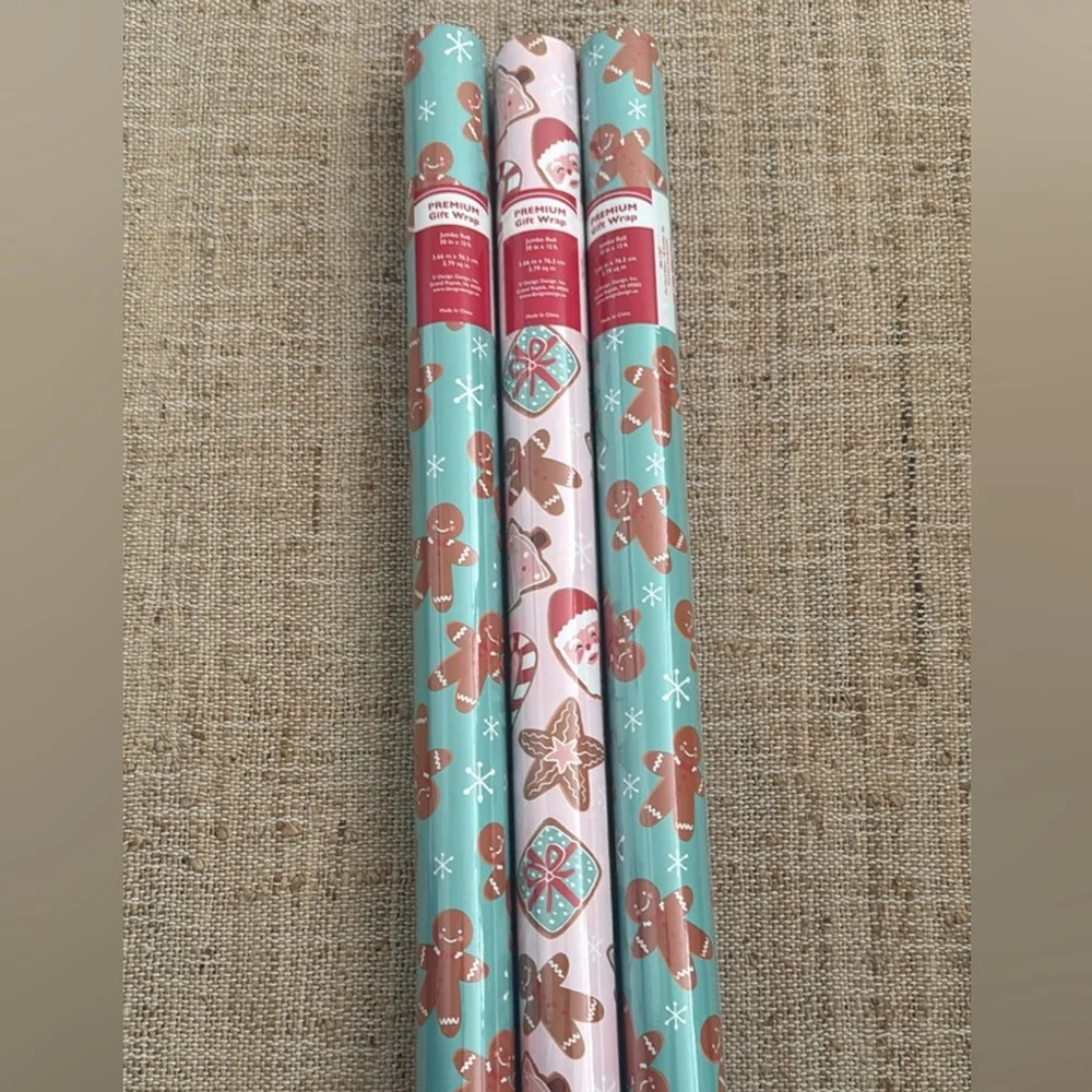 New Gingerbread Christmas Cookie Themed wrapping paper 1 teal roll