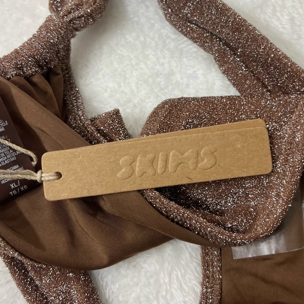 skims glitter