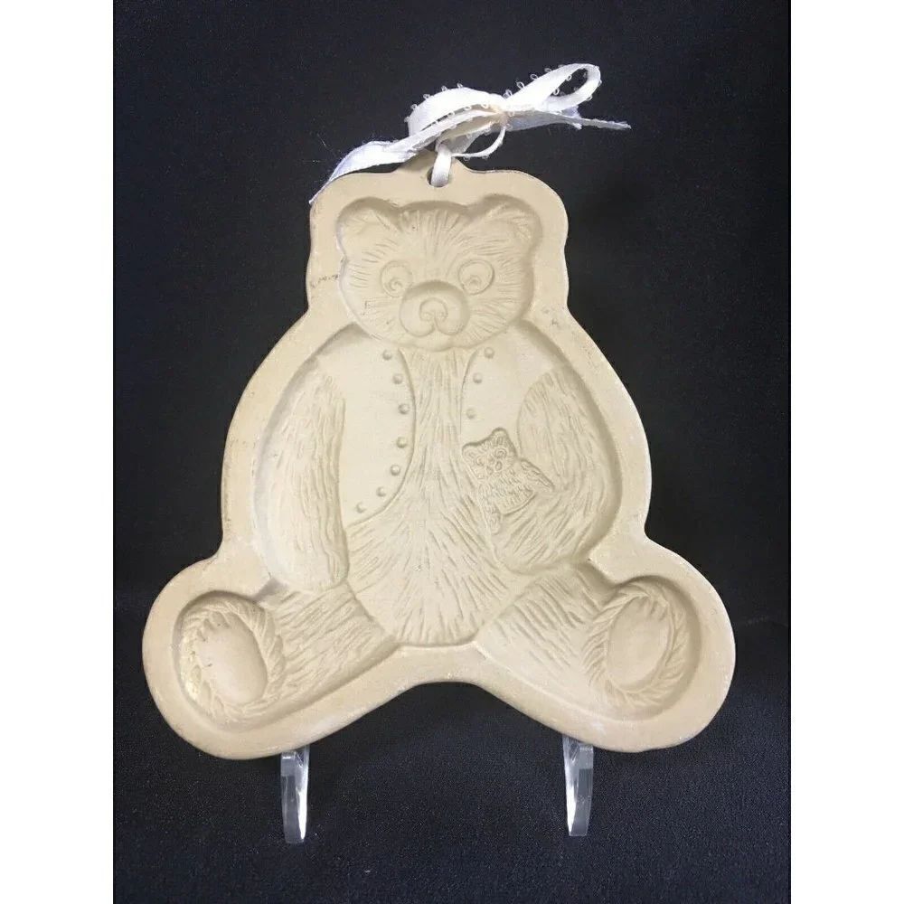 Nice! Brown Bag Cookie Art 1984 Teddy Bear Shape Mold