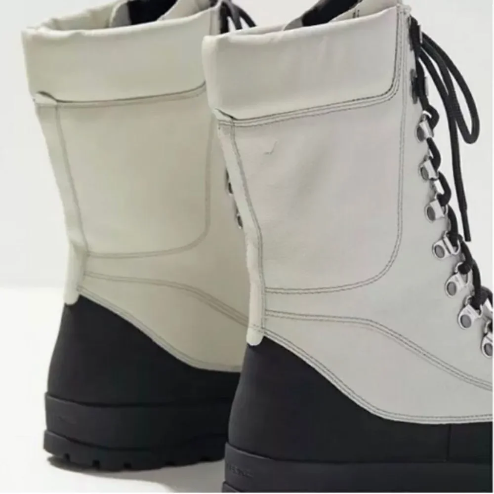 Vagabond boots hiker