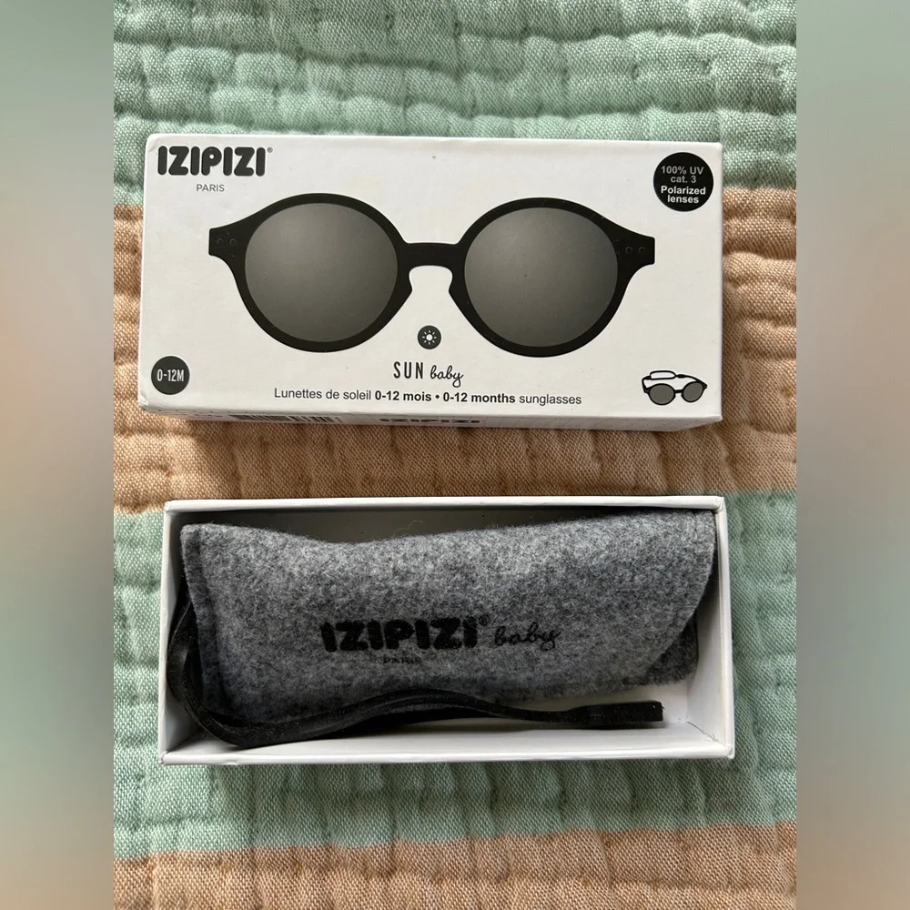 Izipizi item loved
